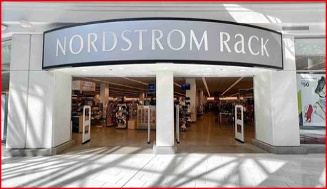 Can I Make Nordstrom Returns at Nordstrom Rack? A Comprehensive Guide